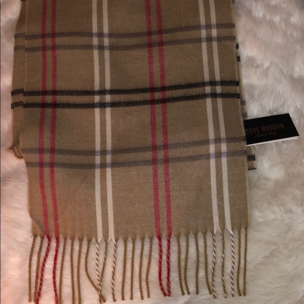 Tan Steve Madden scarf